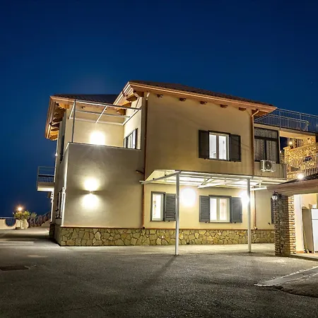 - Lions Rose Villa