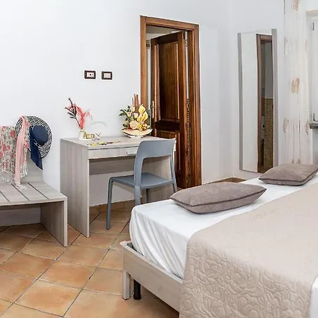 - Lions Rose Villa Sant'Agata sui due Golfi
